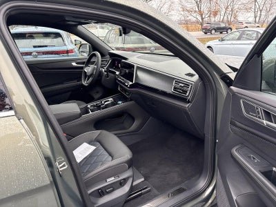 2026 Volkswagen Atlas Cross Sport 2.0T SEL Premium R-Line 4MOTION