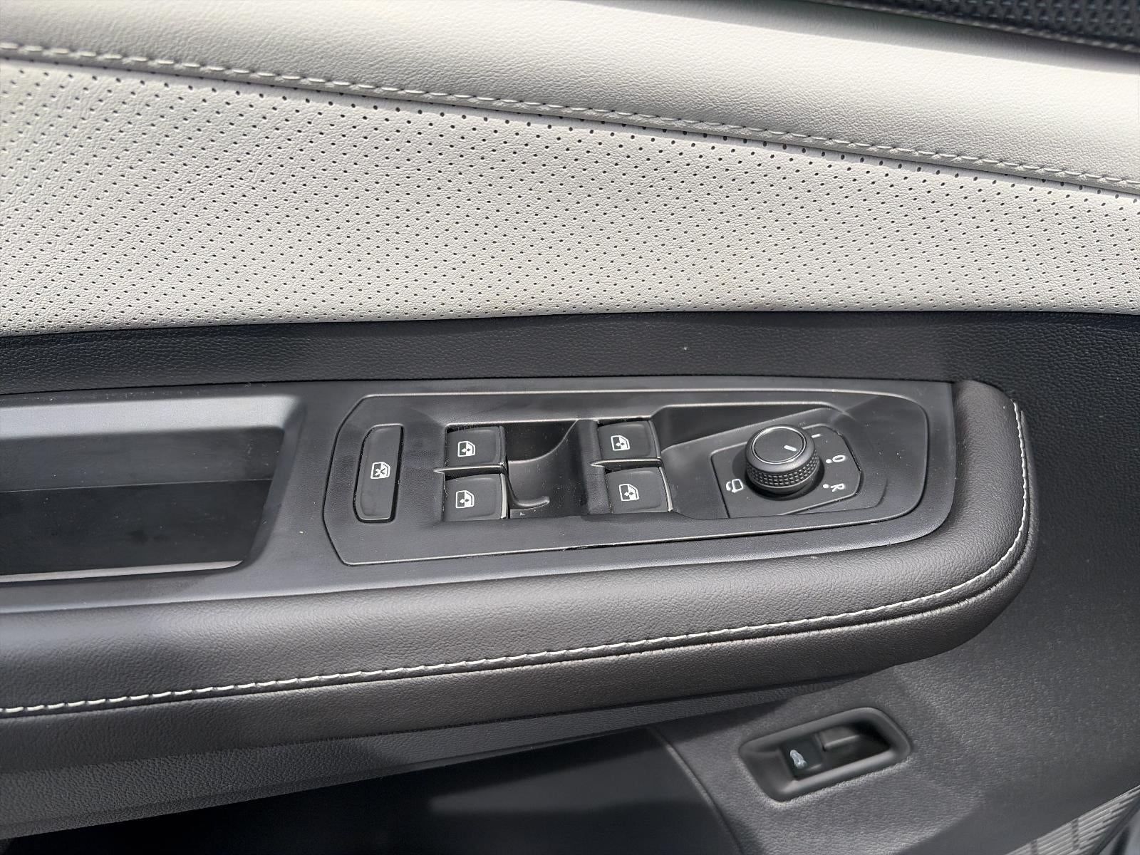 2026 Volkswagen Atlas Cross Sport 2.0T SEL Premium R-Line 4MOTION