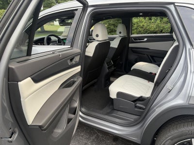 2026 Volkswagen Atlas Cross Sport 2.0T SEL Premium R-Line 4MOTION