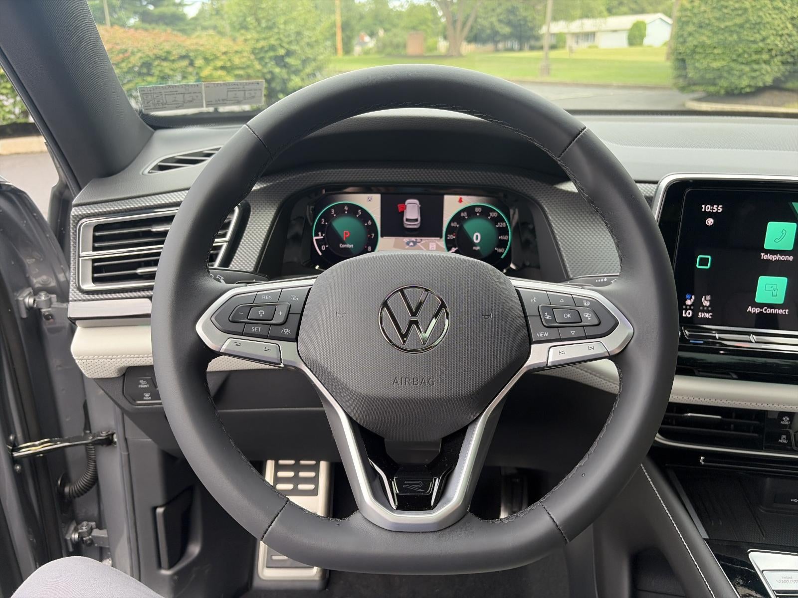 2026 Volkswagen Atlas Cross Sport 2.0T SEL Premium R-Line 4MOTION