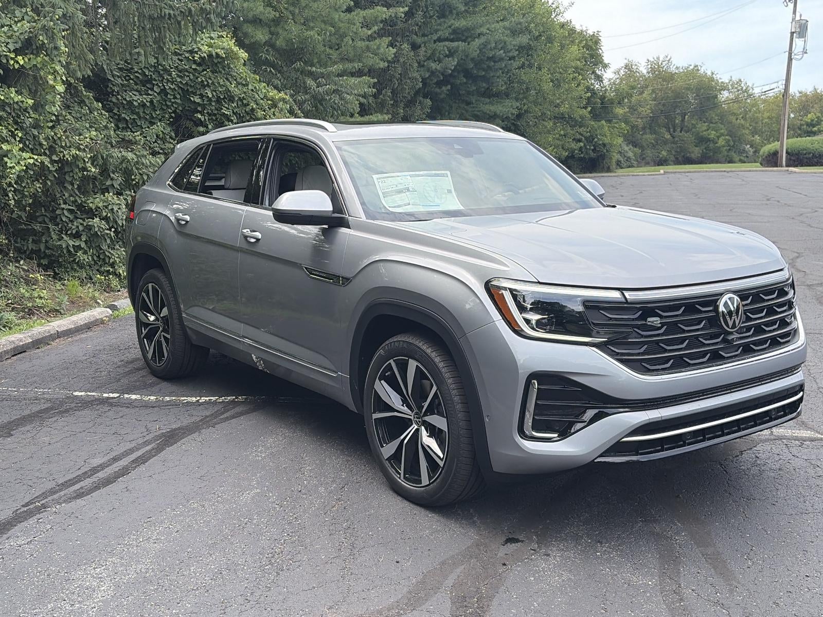 2026 Volkswagen Atlas Cross Sport 2.0T SEL Premium R-Line 4MOTION