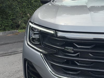 2026 Volkswagen Atlas Cross Sport 2.0T SEL Premium R-Line 4MOTION