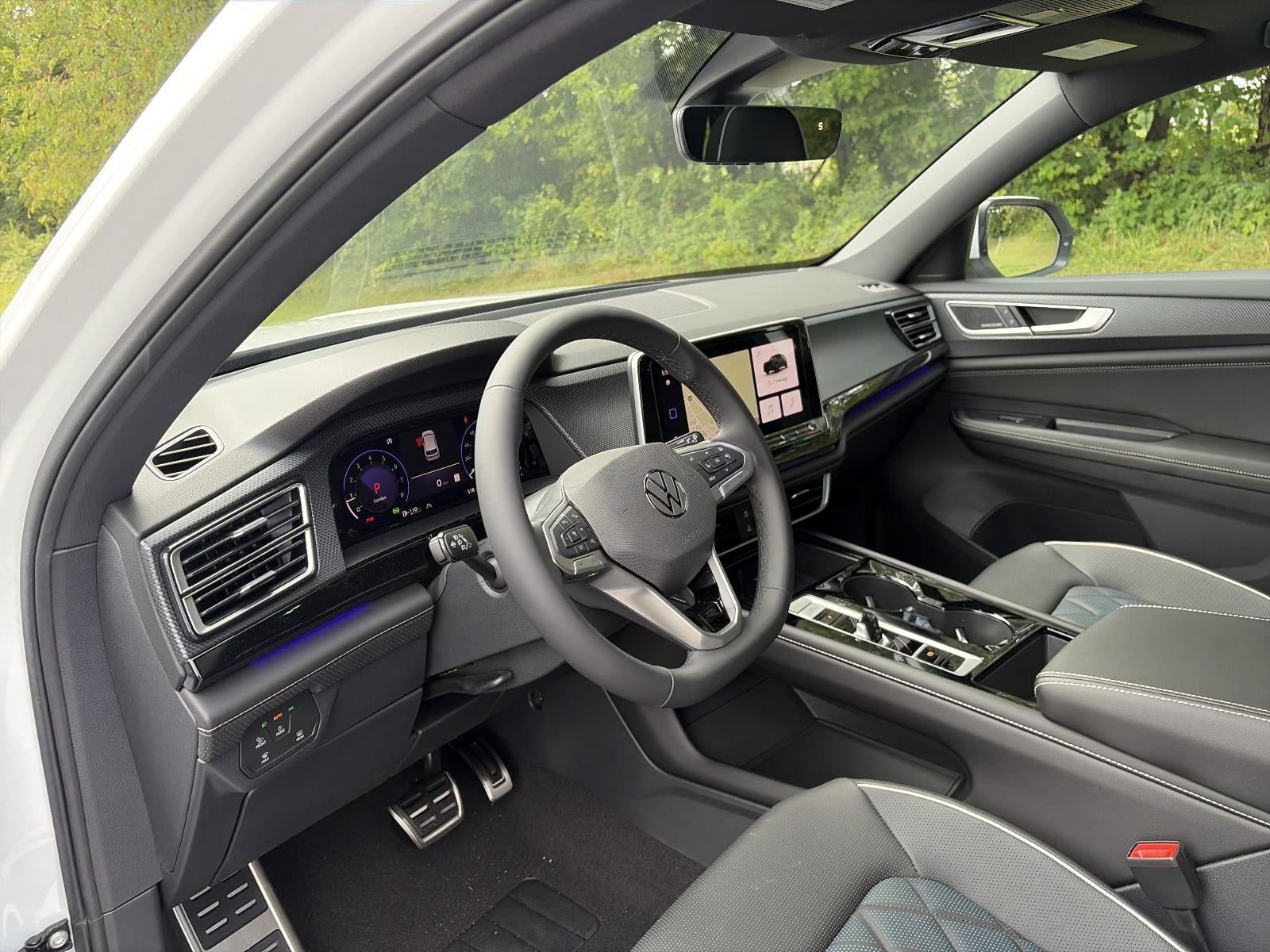 2026 Volkswagen Atlas Cross Sport 2.0T SEL Premium R-Line 4MOTION