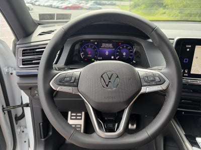 2026 Volkswagen Atlas Cross Sport 2.0T SEL Premium R-Line 4MOTION