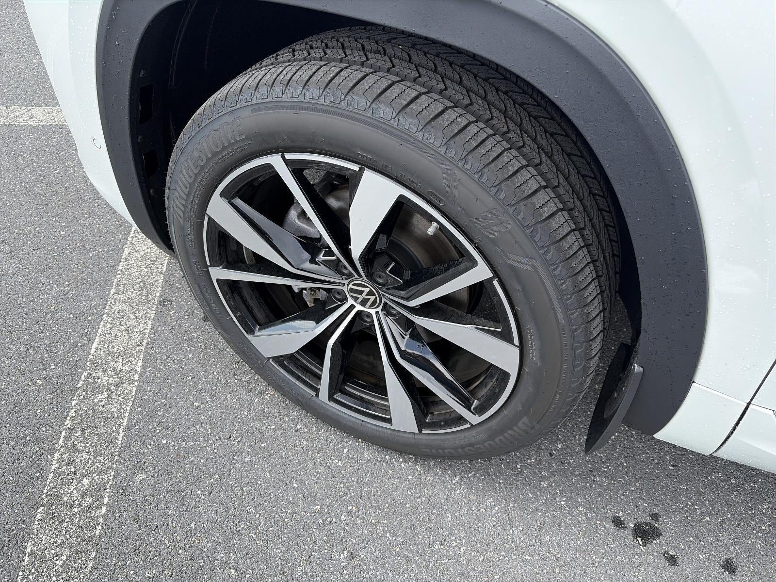 2026 Volkswagen Atlas Cross Sport 2.0T SEL Premium R-Line 4MOTION