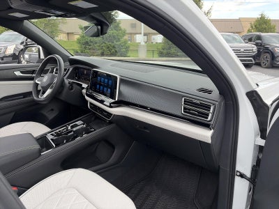 2024 Volkswagen Atlas Cross Sport 2.0T SEL Premium R-Line 4MOTION