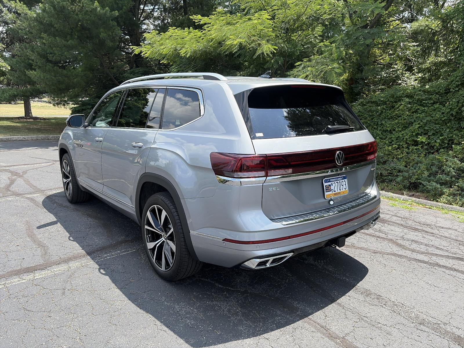 2026 Volkswagen Atlas 2.0T SEL Premium R-Line 4MOTION