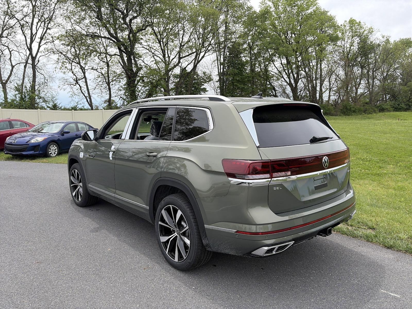 2026 Volkswagen Atlas 2.0T SEL Premium R-Line 4MOTION