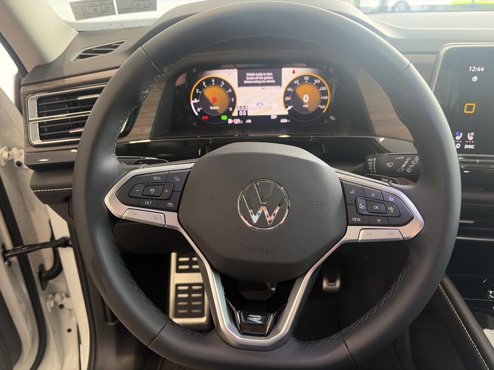 2026 Volkswagen Atlas 2.0T SEL Premium R-Line 4MOTION