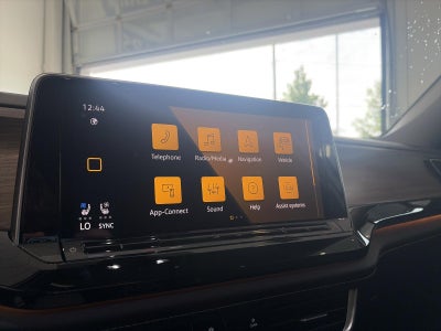 2026 Volkswagen Atlas 2.0T SEL Premium R-Line 4MOTION