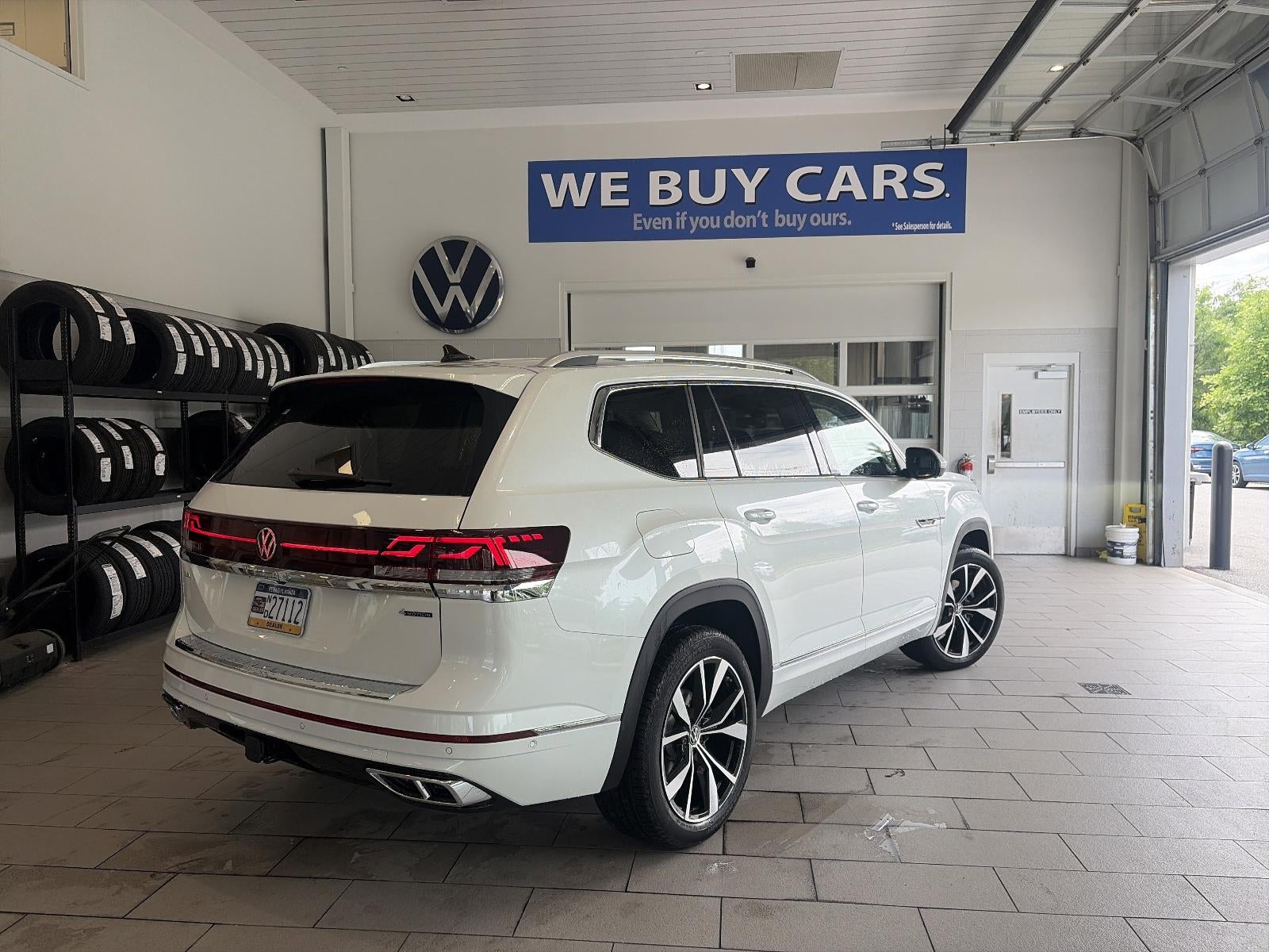 2026 Volkswagen Atlas 2.0T SEL Premium R-Line 4MOTION