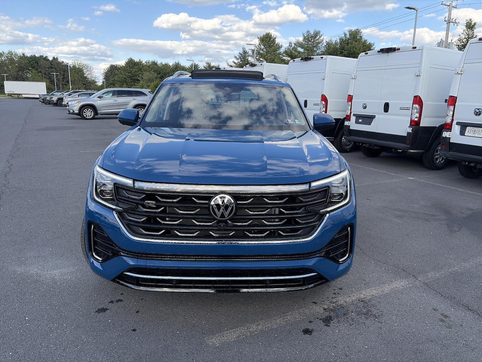 2026 Volkswagen Atlas 2.0T SEL Premium R-Line 4MOTION