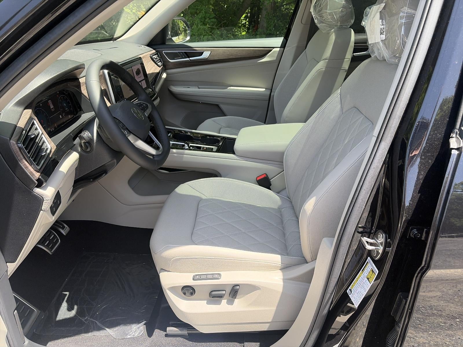 2026 Volkswagen Atlas 2.0T SEL Premium R-Line 4MOTION