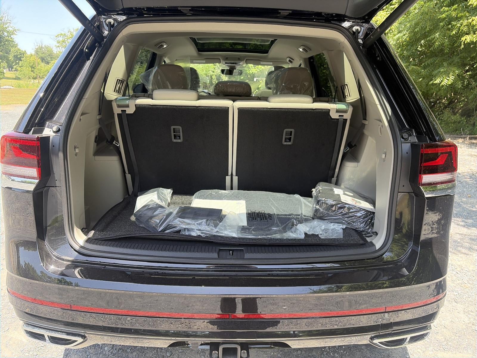 2026 Volkswagen Atlas 2.0T SEL Premium R-Line 4MOTION