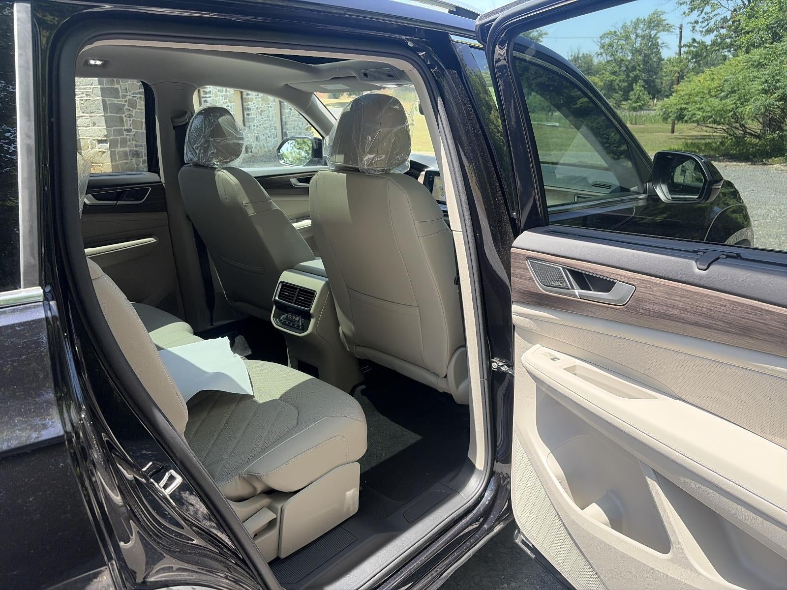 2026 Volkswagen Atlas 2.0T SEL Premium R-Line 4MOTION