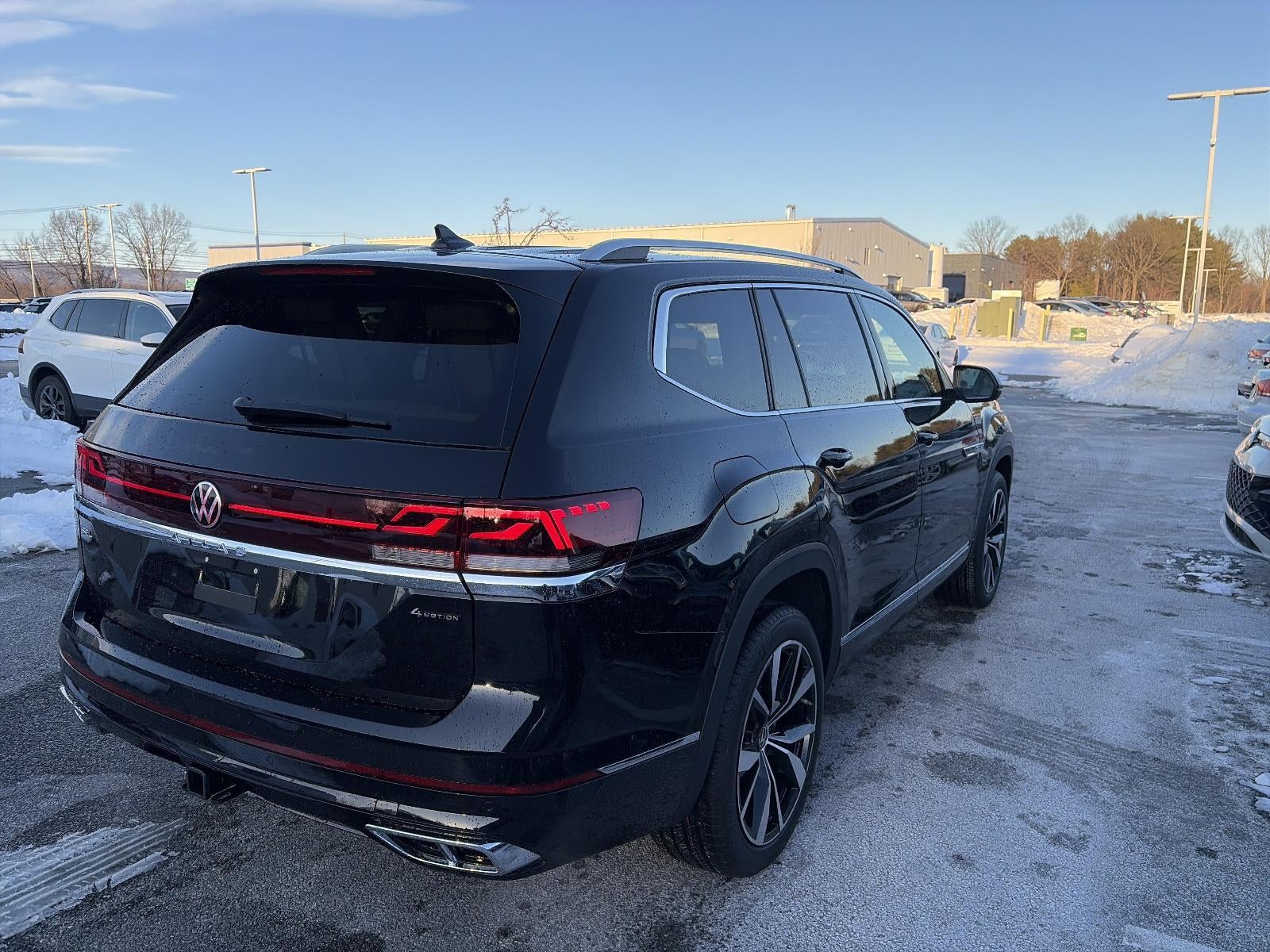 2026 Volkswagen Atlas 2.0T SEL Premium R-Line 4MOTION