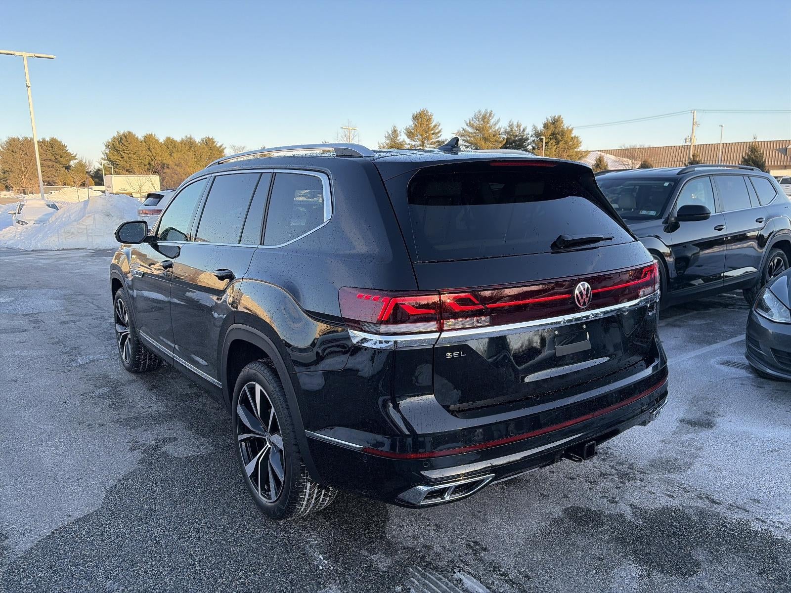2026 Volkswagen Atlas 2.0T SEL Premium R-Line 4MOTION