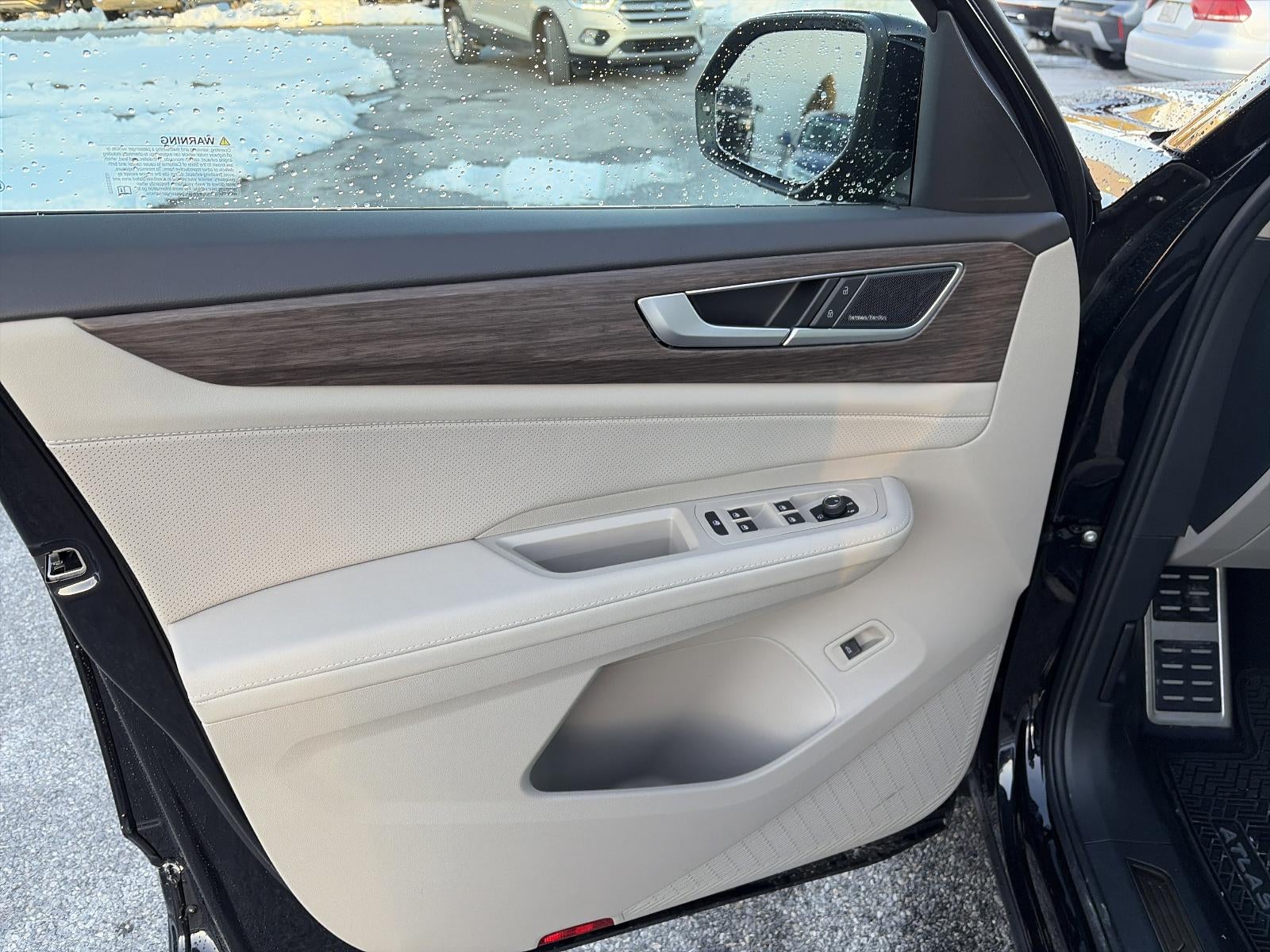 2026 Volkswagen Atlas 2.0T SEL Premium R-Line 4MOTION