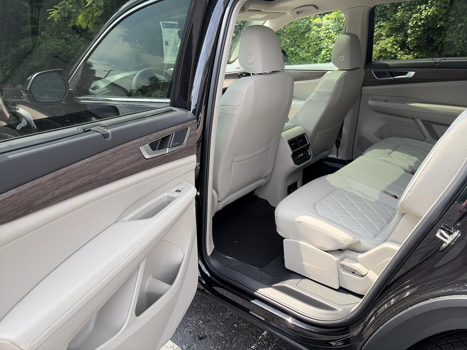 2026 Volkswagen Atlas 2.0T SEL Premium R-Line 4MOTION