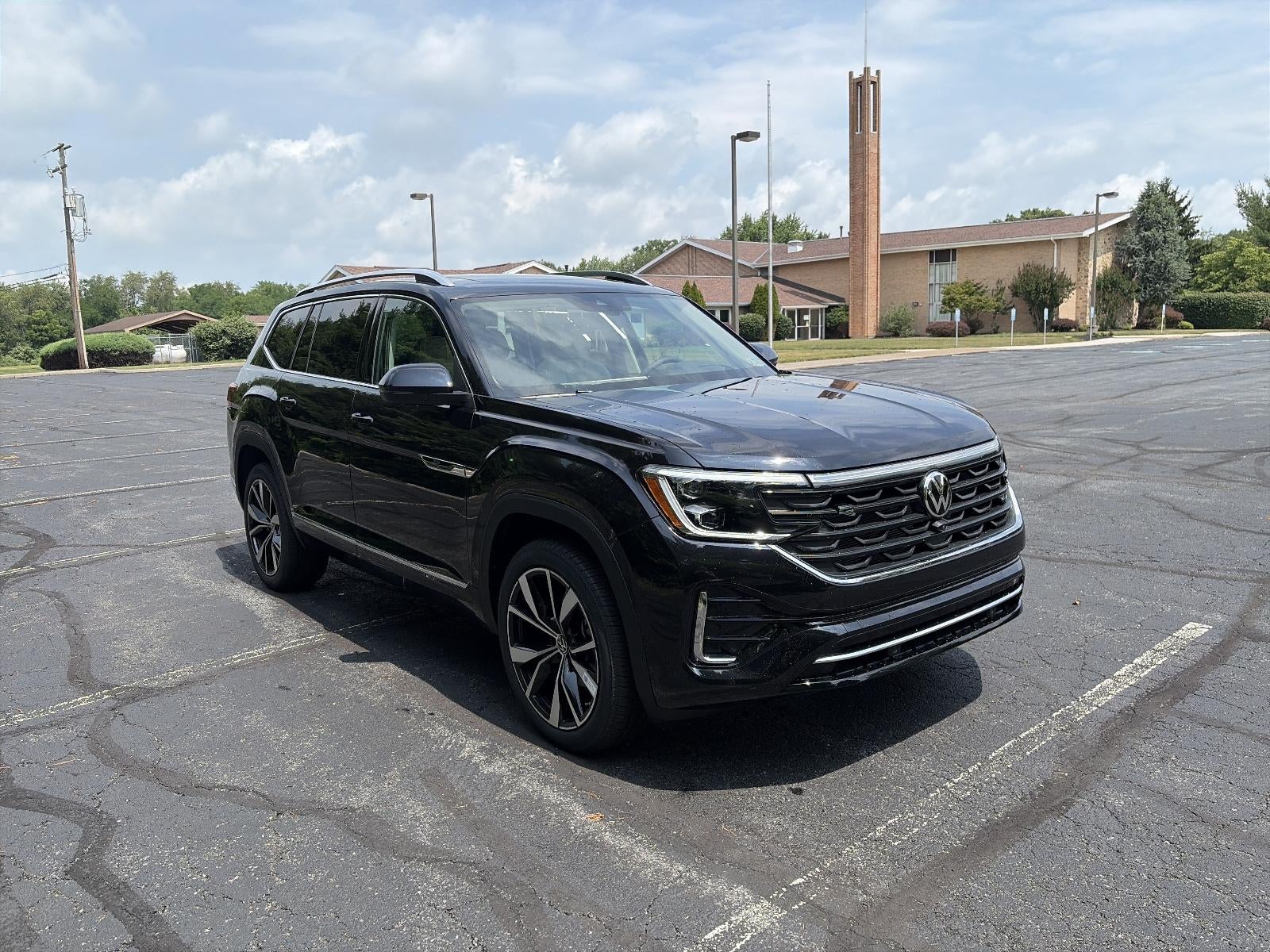 2026 Volkswagen Atlas 2.0T SEL Premium R-Line 4MOTION