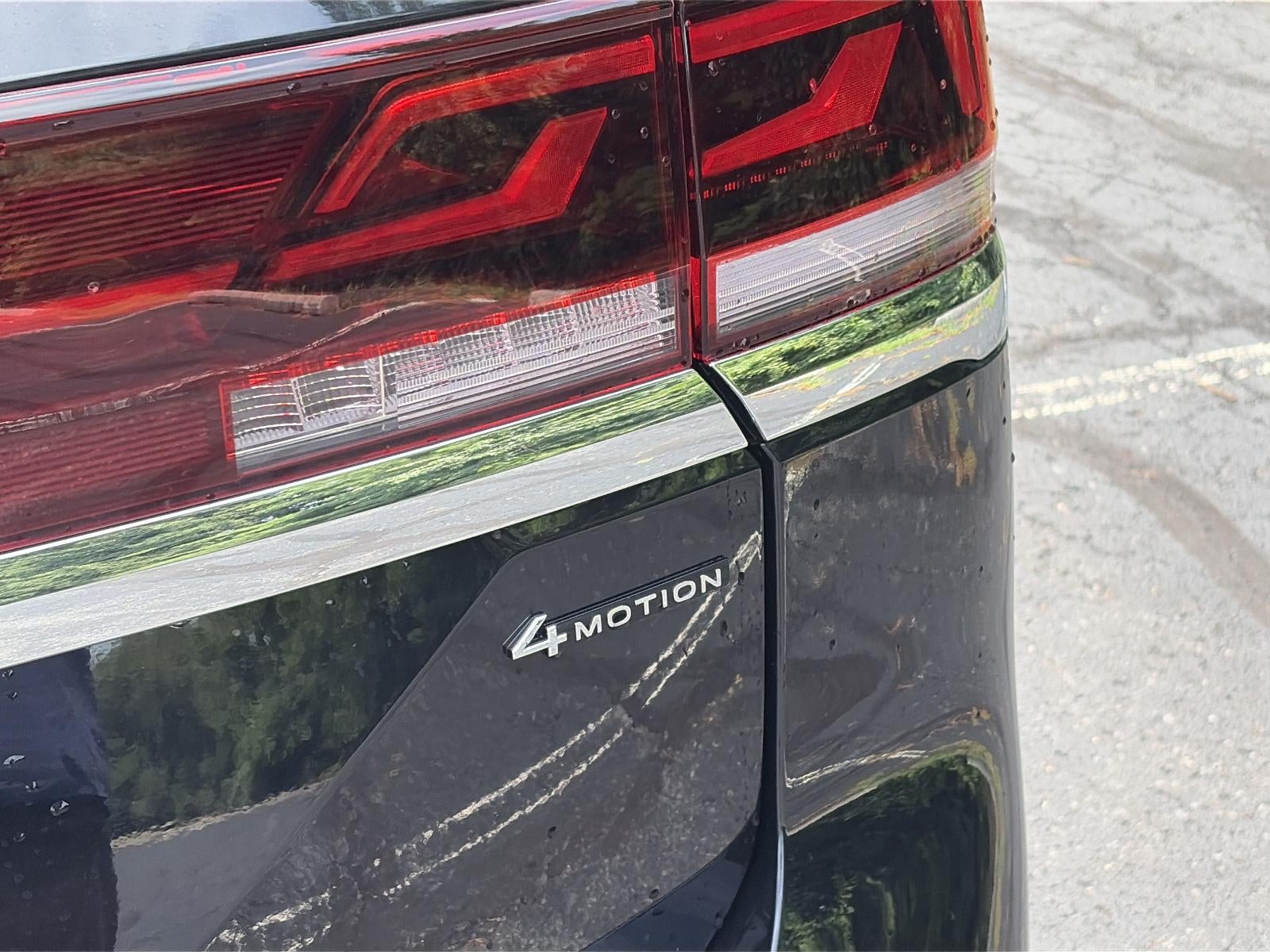 2026 Volkswagen Atlas 2.0T SEL Premium R-Line 4MOTION