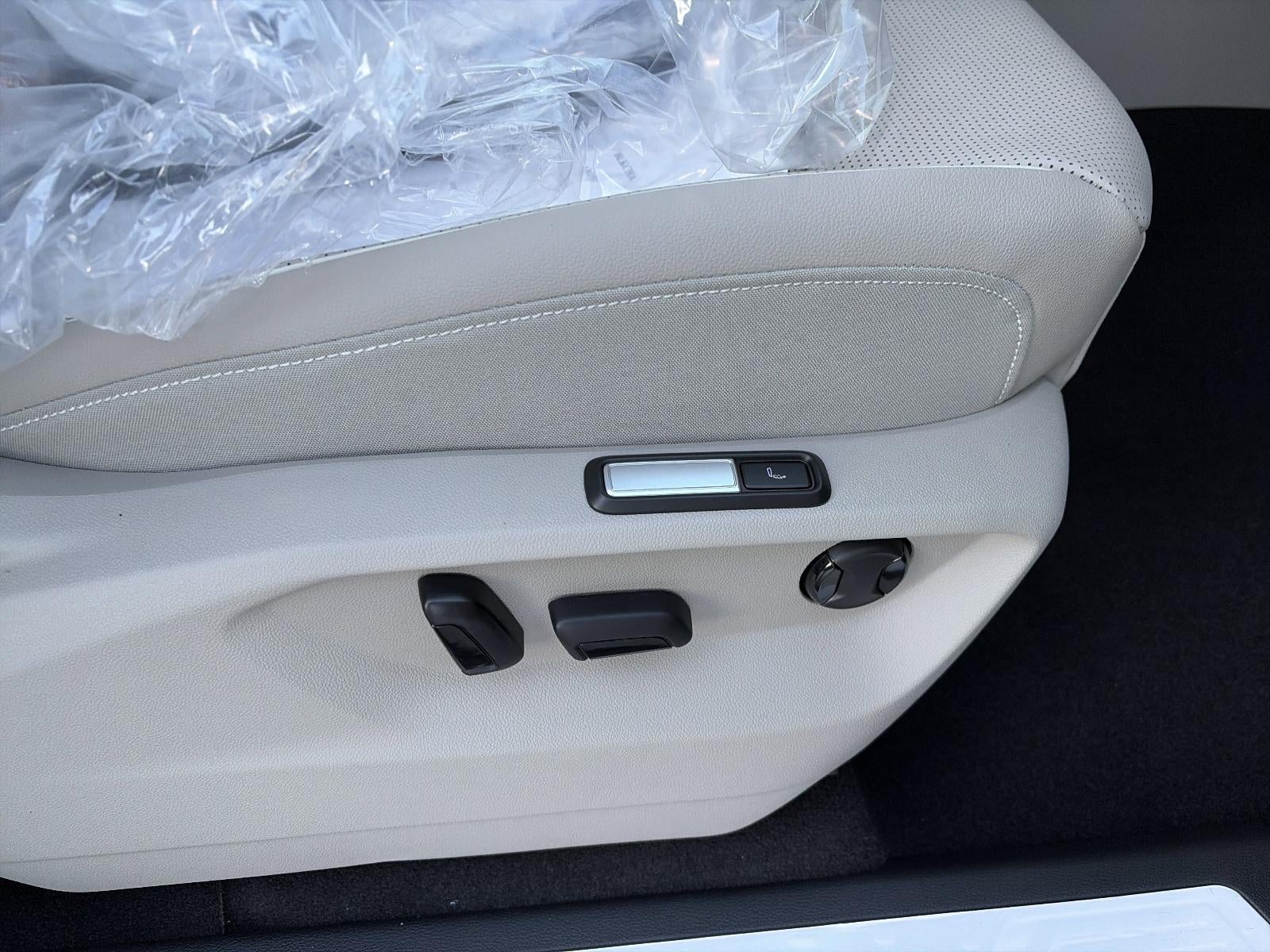 2026 Volkswagen Atlas 2.0T SEL Premium R-Line 4MOTION