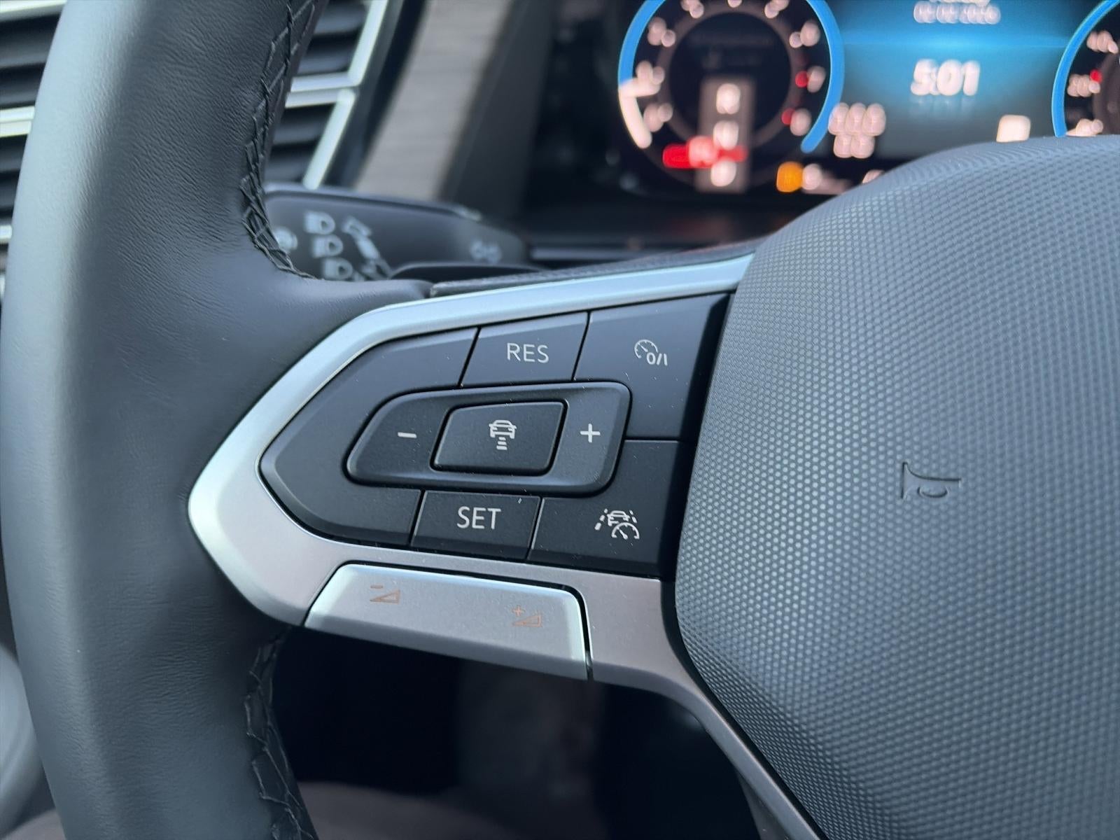 2026 Volkswagen Atlas 2.0T SEL Premium R-Line 4MOTION