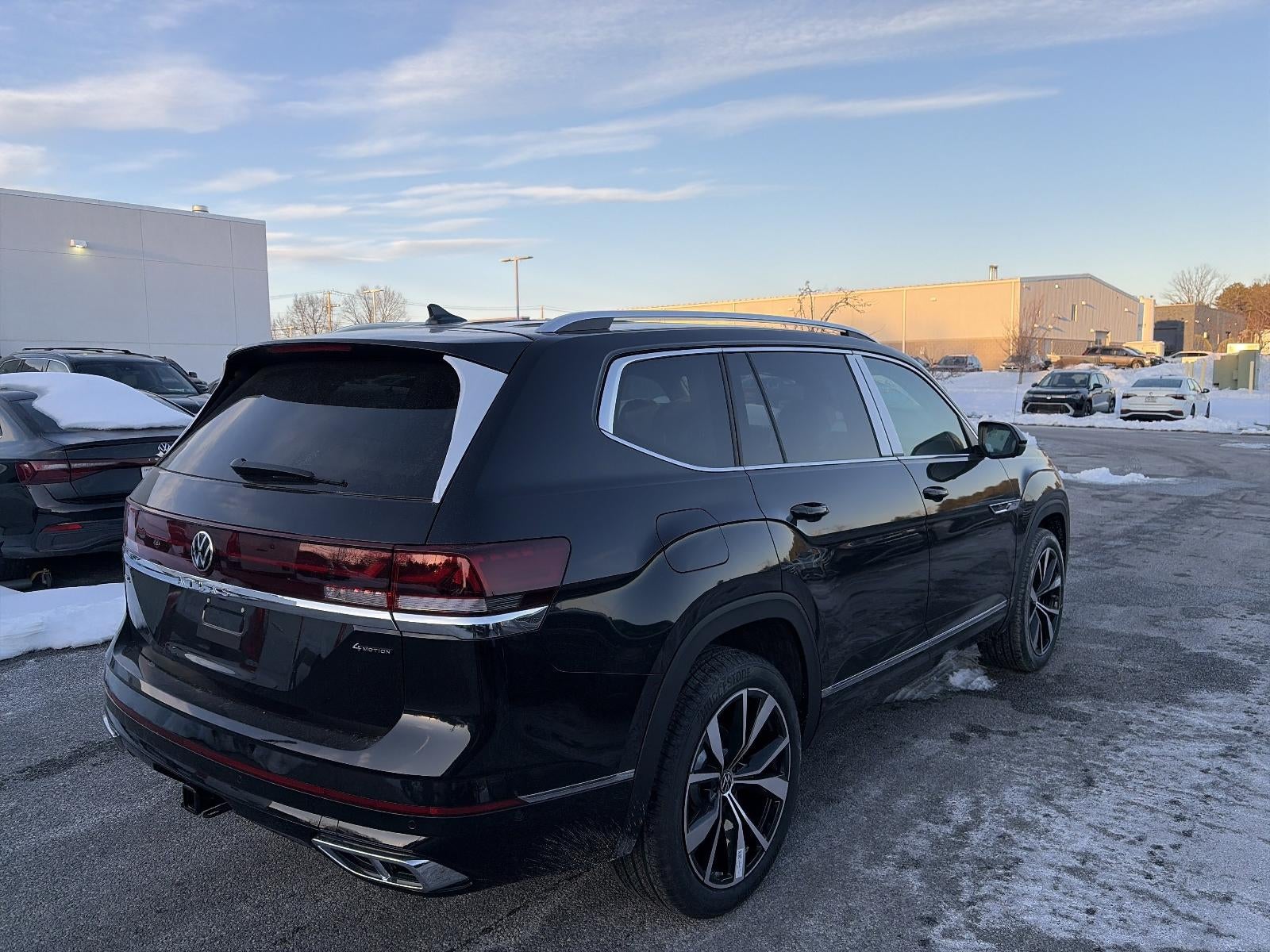 2026 Volkswagen Atlas 2.0T SEL Premium R-Line 4MOTION