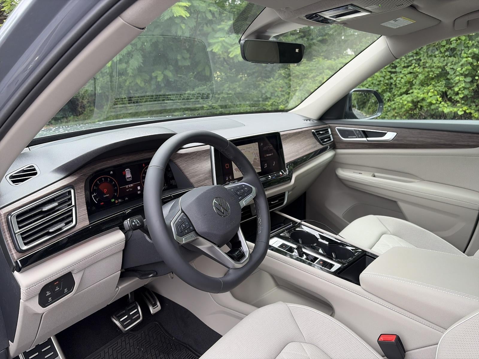2026 Volkswagen Atlas 2.0T SEL Premium R-Line 4MOTION