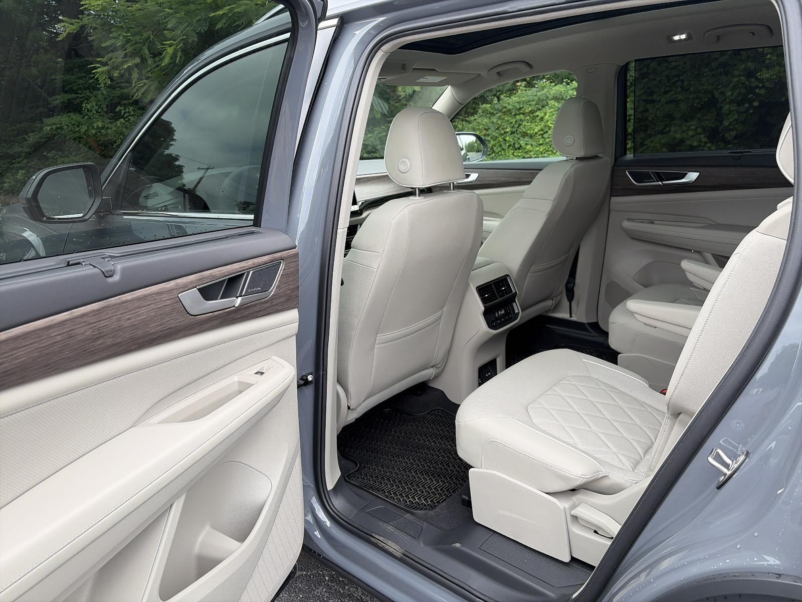 2026 Volkswagen Atlas 2.0T SEL Premium R-Line 4MOTION