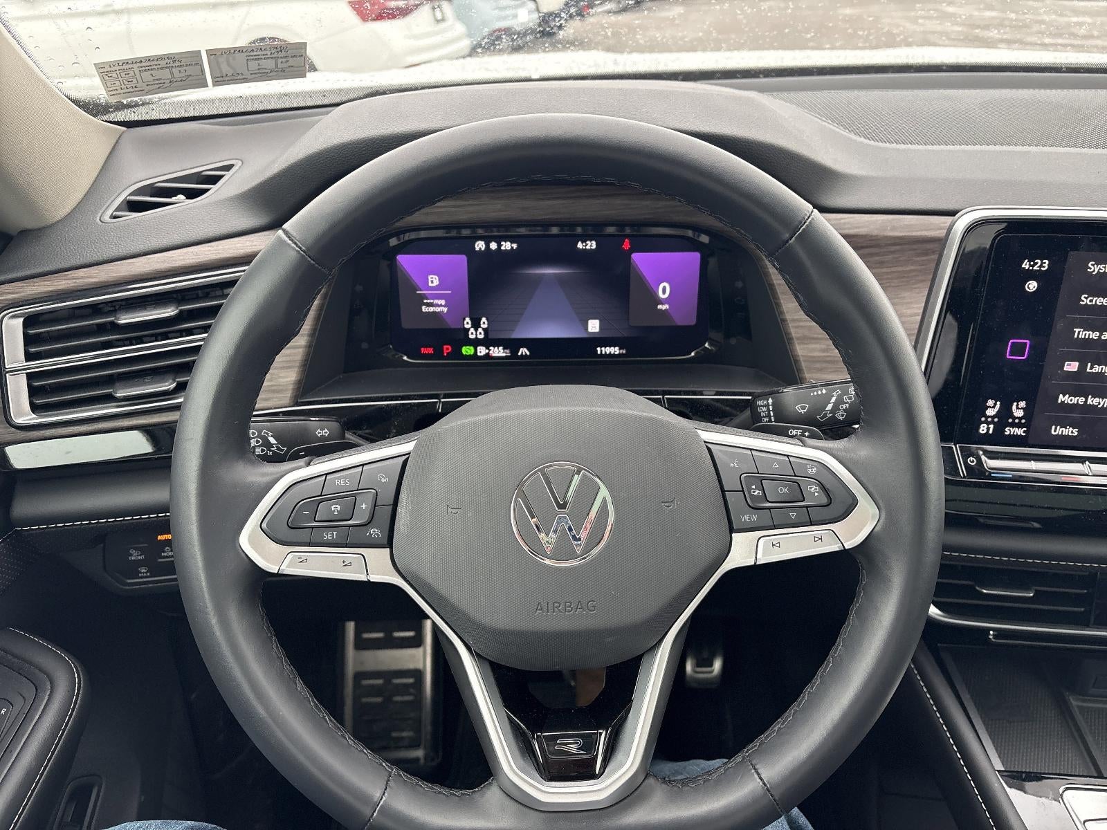 2024 Volkswagen Atlas 2.0T SEL Premium R-Line 4MOTION