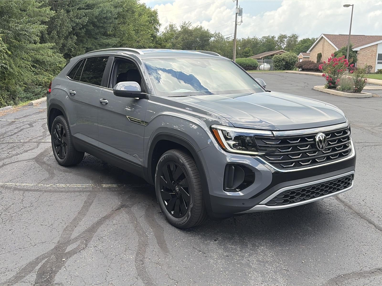 2026 Volkswagen Atlas Cross Sport 2.0T SE w/Technology 4MOTION