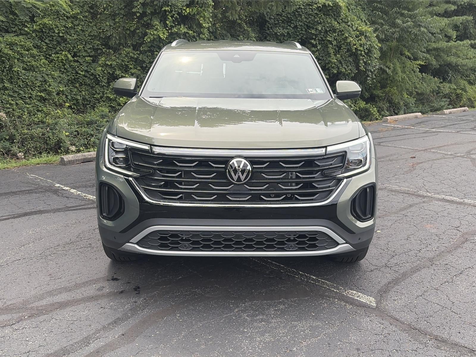 2026 Volkswagen Atlas Cross Sport 2.0T SE w/Technology 4MOTION