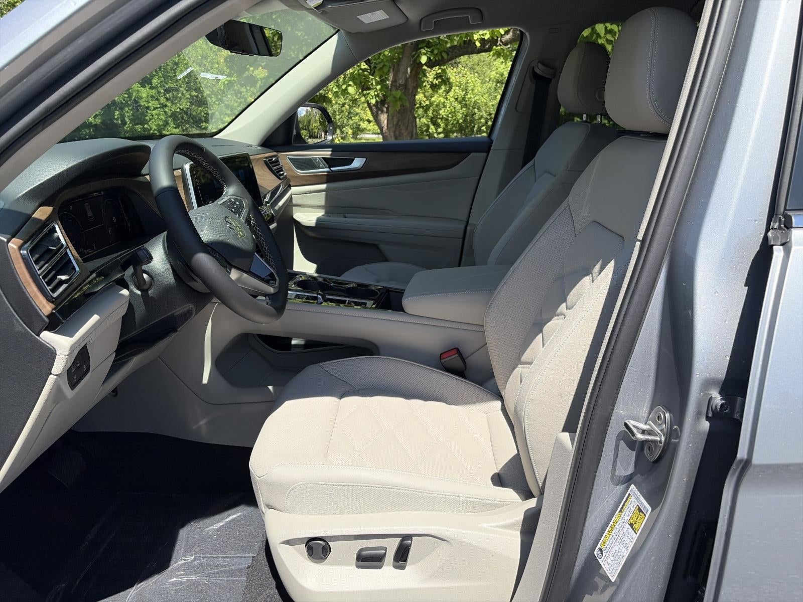 2026 Volkswagen Atlas 2.0T SE w/Technology 4MOTION