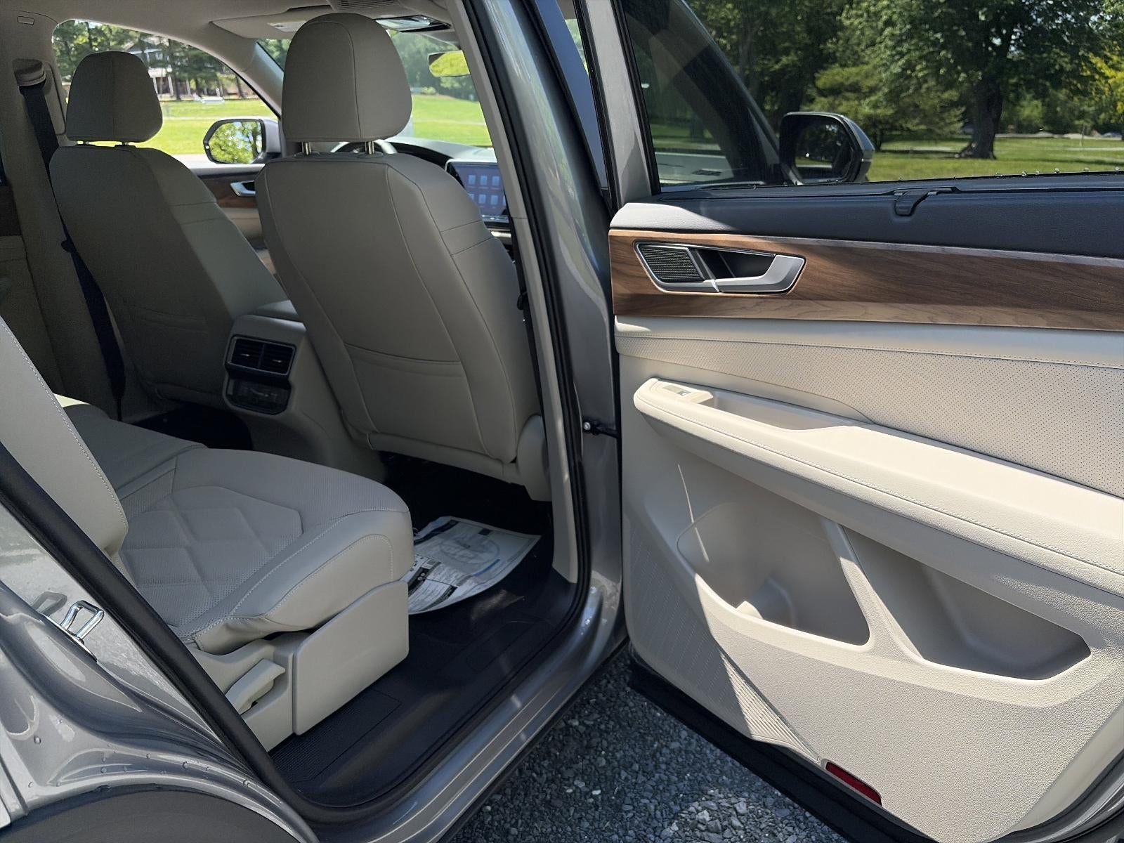 2026 Volkswagen Atlas 2.0T SE w/Technology 4MOTION