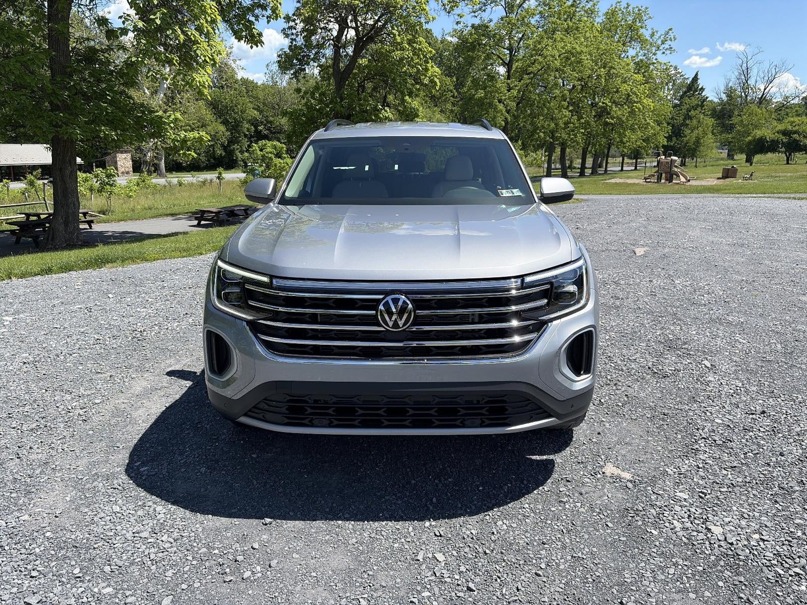 2026 Volkswagen Atlas 2.0T SE w/Technology 4MOTION