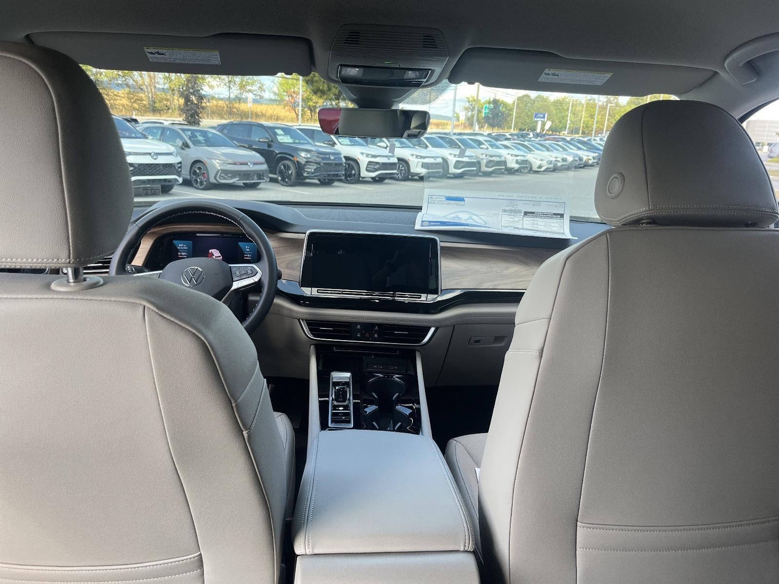 2026 Volkswagen Atlas 2.0T SE w/Technology 4MOTION