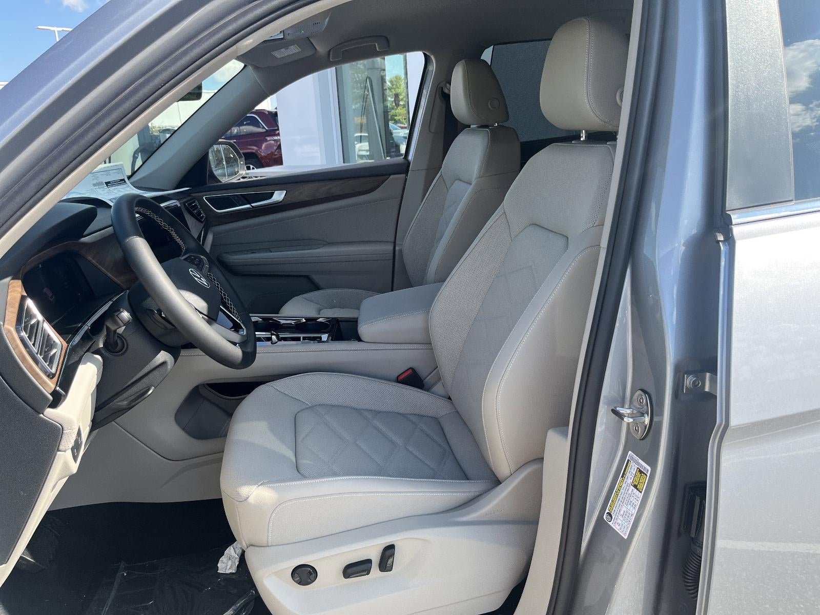 2026 Volkswagen Atlas 2.0T SE w/Technology 4MOTION