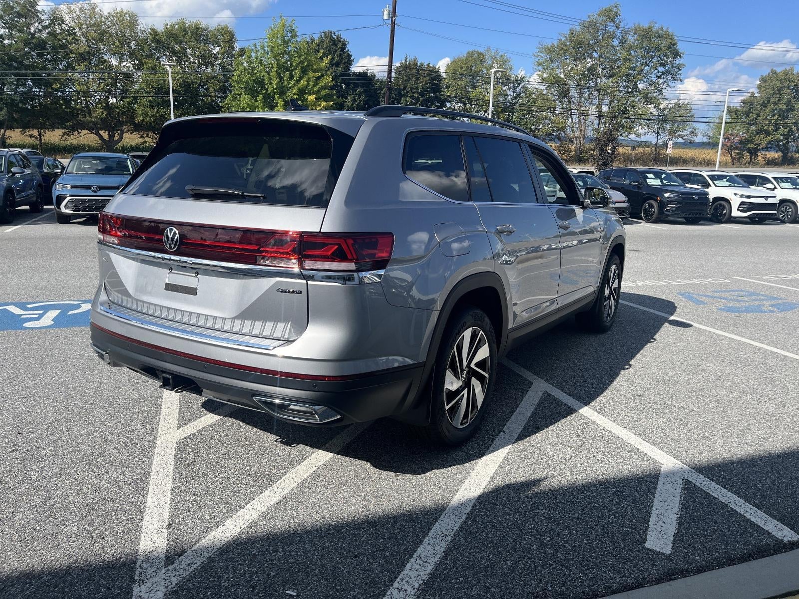 2026 Volkswagen Atlas 2.0T SE w/Technology 4MOTION