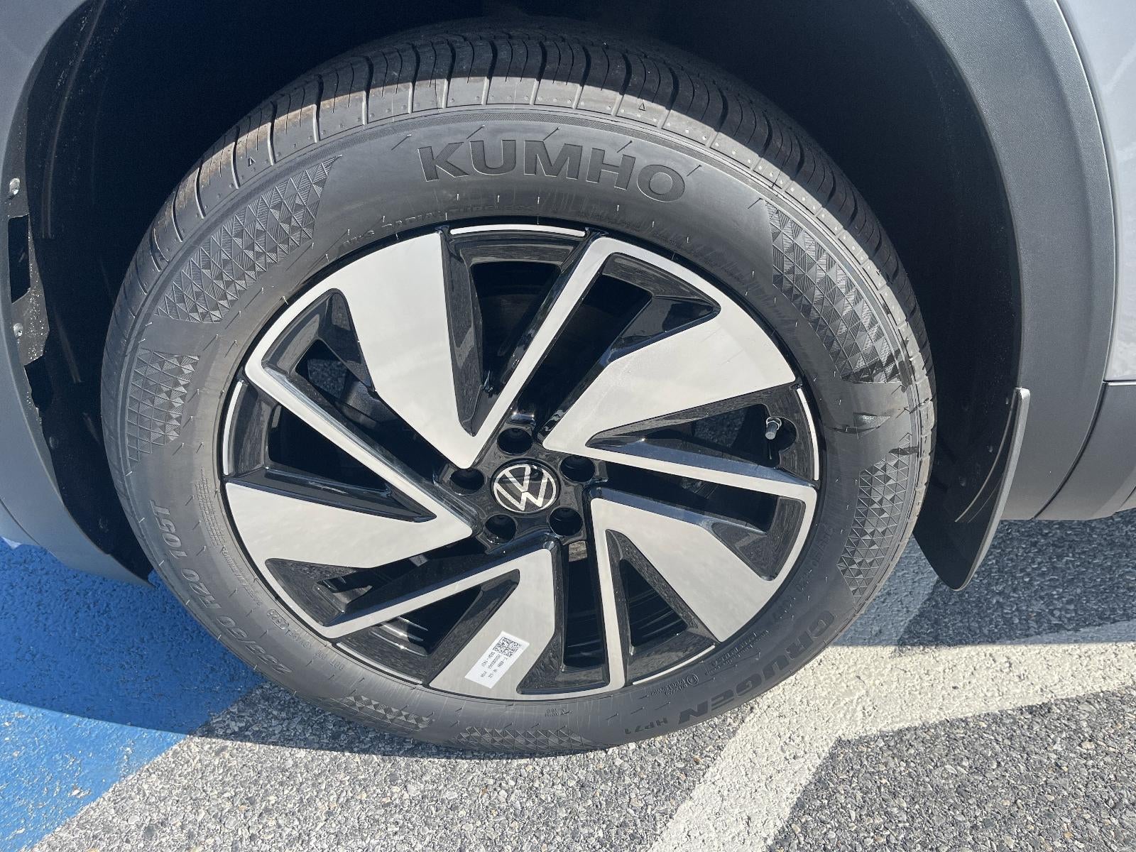 2026 Volkswagen Atlas 2.0T SE w/Technology 4MOTION