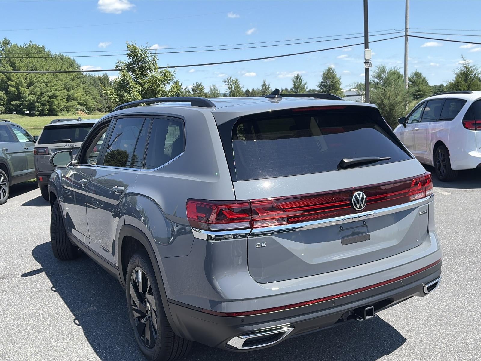 2026 Volkswagen Atlas 2.0T SE w/Technology 4MOTION