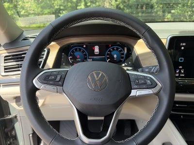 2026 Volkswagen Atlas 2.0T SE w/Technology 4MOTION