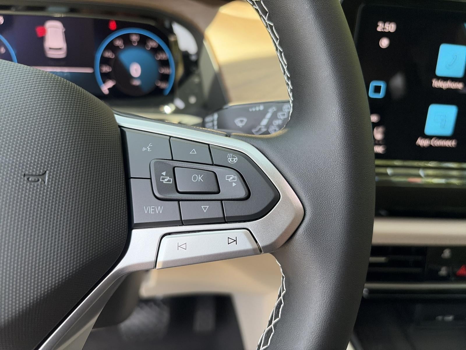 2026 Volkswagen Atlas 2.0T SE w/Technology 4MOTION