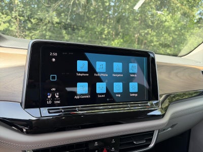 2026 Volkswagen Atlas 2.0T SE w/Technology 4MOTION