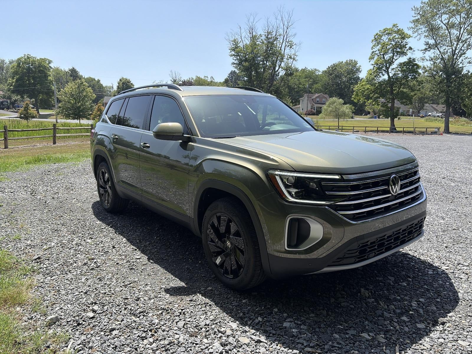 2026 Volkswagen Atlas 2.0T SE w/Technology 4MOTION