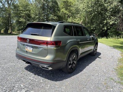 2026 Volkswagen Atlas 2.0T SE w/Technology 4MOTION