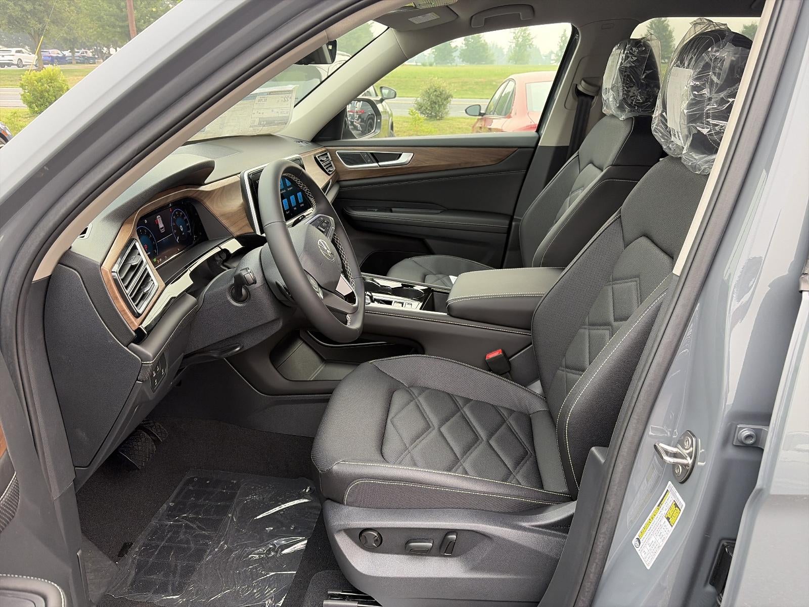 2026 Volkswagen Atlas 2.0T SE w/Technology 4MOTION