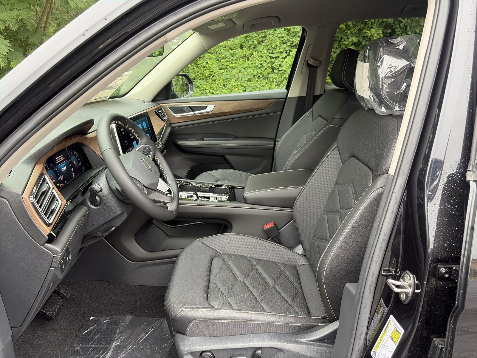 2026 Volkswagen Atlas 2.0T SE w/Technology 4MOTION