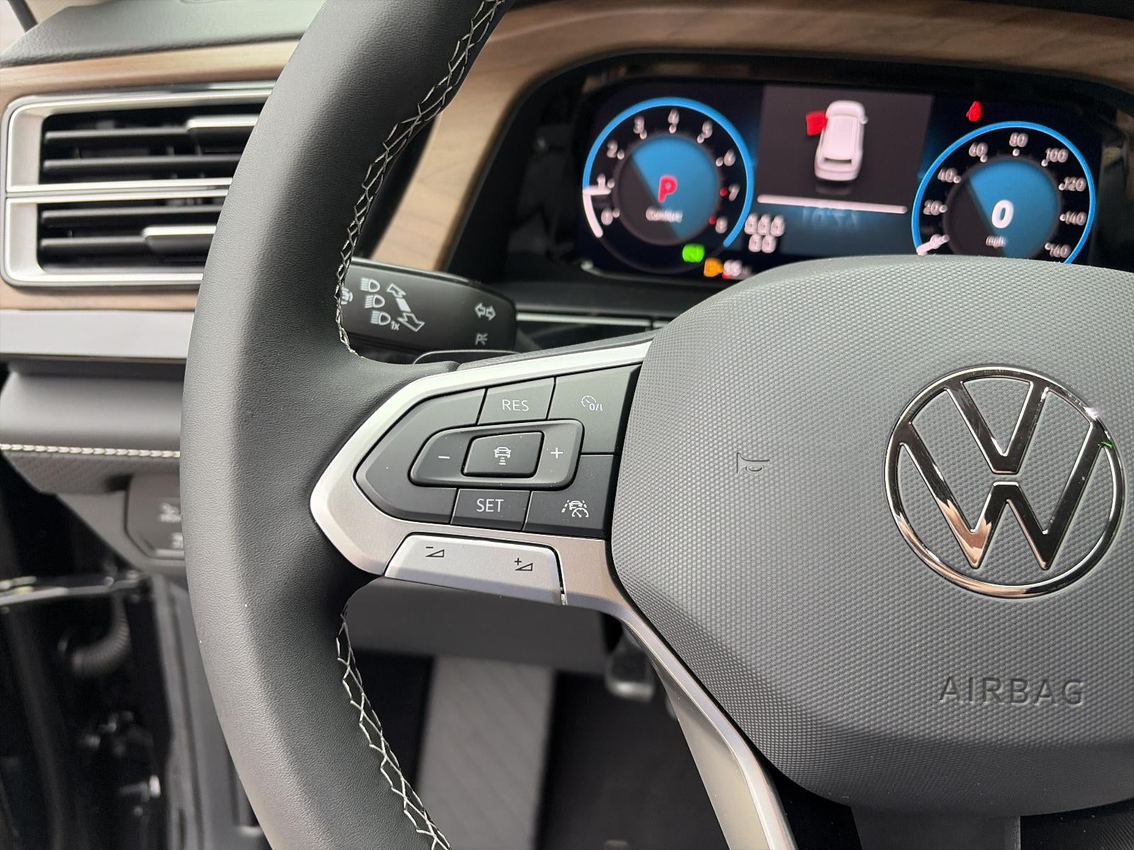 2026 Volkswagen Atlas 2.0T SE w/Technology 4MOTION