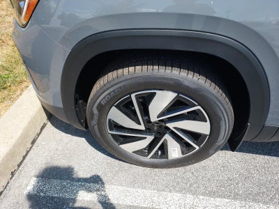 2026 Volkswagen Atlas 2.0T SE w/Technology 4MOTION